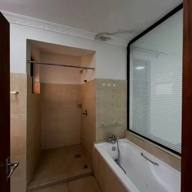 4 Bedroom Villa For Rent In Lavington — photo 11