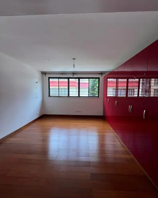 5 Bedroom Townhouse For Sale In Lavington, Nairobi — photo 4
