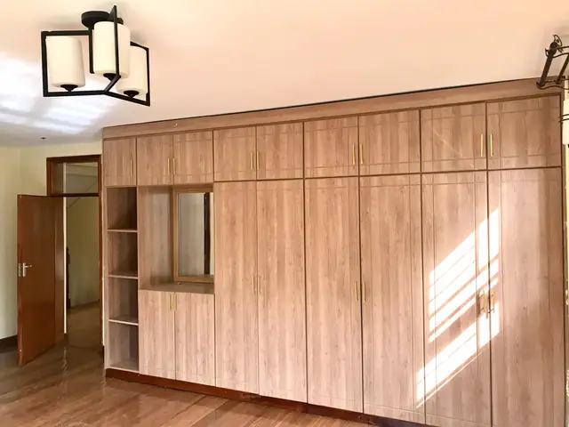 5 Bedroom Townhouse For Rent In Lavington — photo 18