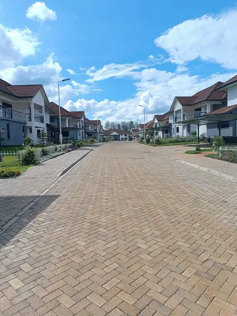 5 Bedroom Townhouse for Sale in Runda off Kiambu road at Ksh 85,000,000 — photo 2