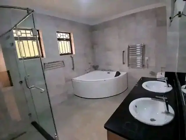 5 Bedroom Townhouse For Rent In Karen, Nairobi — photo 9