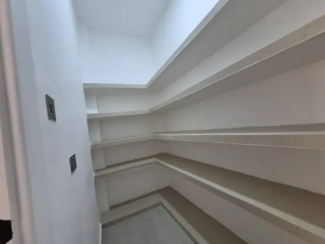 5 Bedroom Villa For Rent In Lavington — photo 2