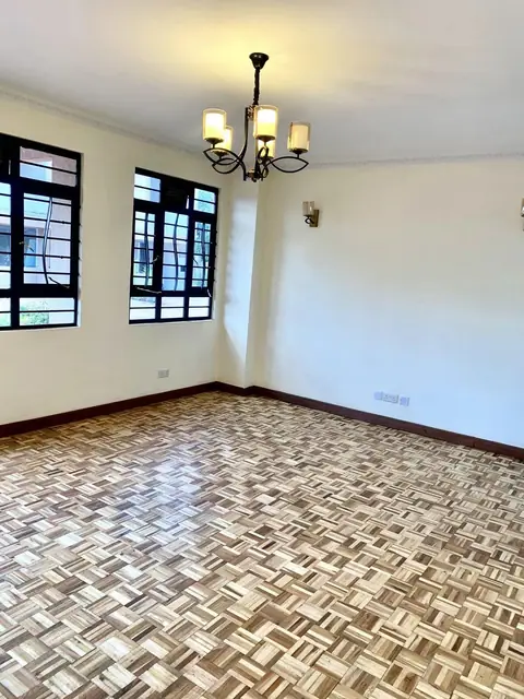 4 BEDROOM TOWNHOUSE FOR SALE IN KIKUYU — photo 3