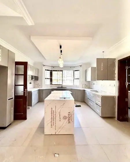 4 Bedroom Townhouse For Sale In Karen, Nairobi Off Langata Road — photo 12