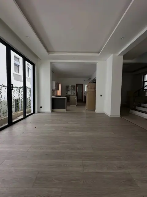 5 Bedroom Villa For Rent In Lavington, Apple Cross Road — photo 4