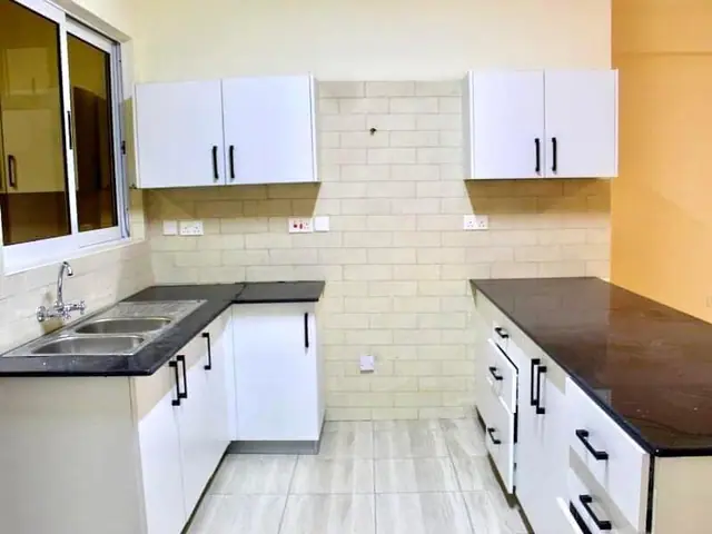 4 bedroom apartment for sale in Parklands — photo 5