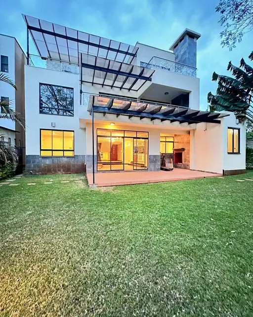 5 Bedroom Townhouse For Rent / Sale In Lavington, Isaac Gathanju Rd — photo 1
