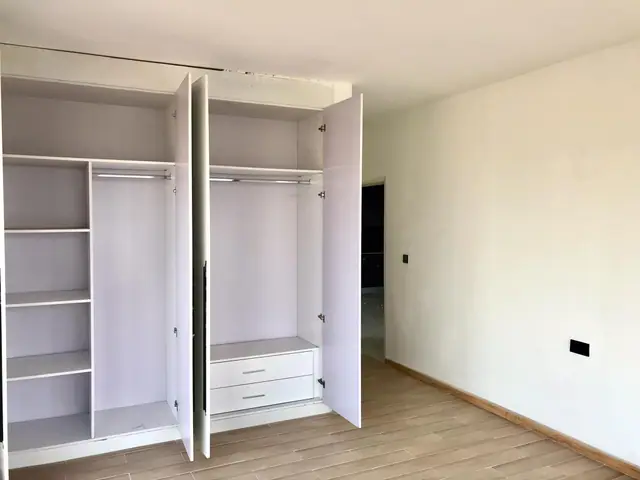 4 Bedroom Apartment For Rent On 3rd Avenue Parklands — photo 19