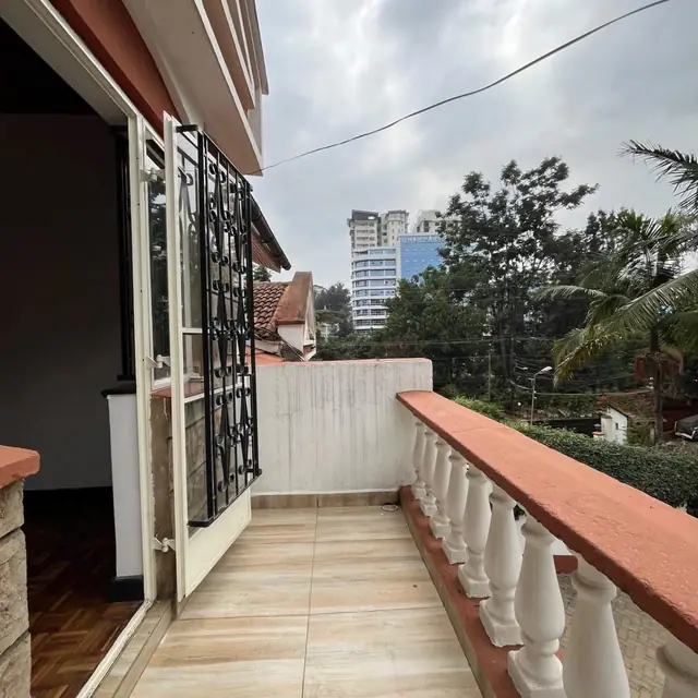 4 Bedroom Townhouse For Sale In Westlands, Brookside — photo 18
